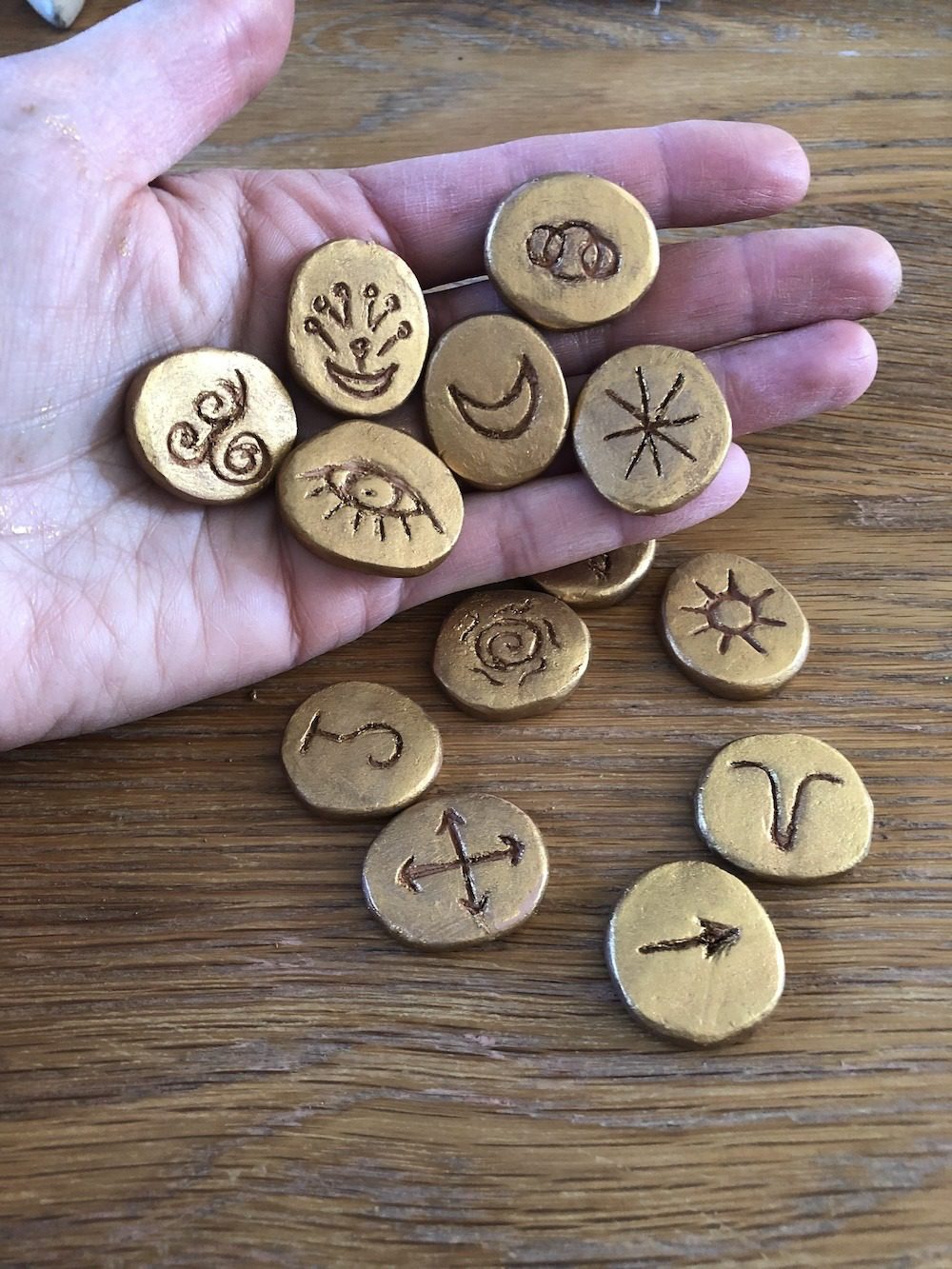 Coffret 13 runes de sorcière – Image 3